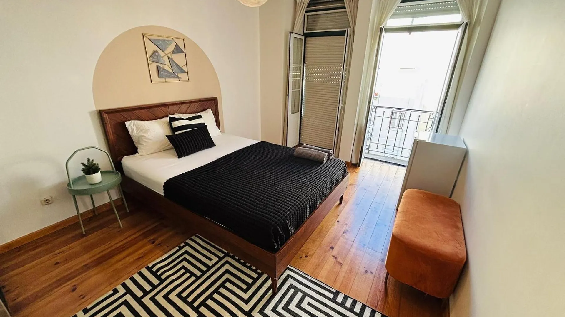Hostel Nice And Spacious In Central Lisbon, Ideal For Tourists Portugalsko
