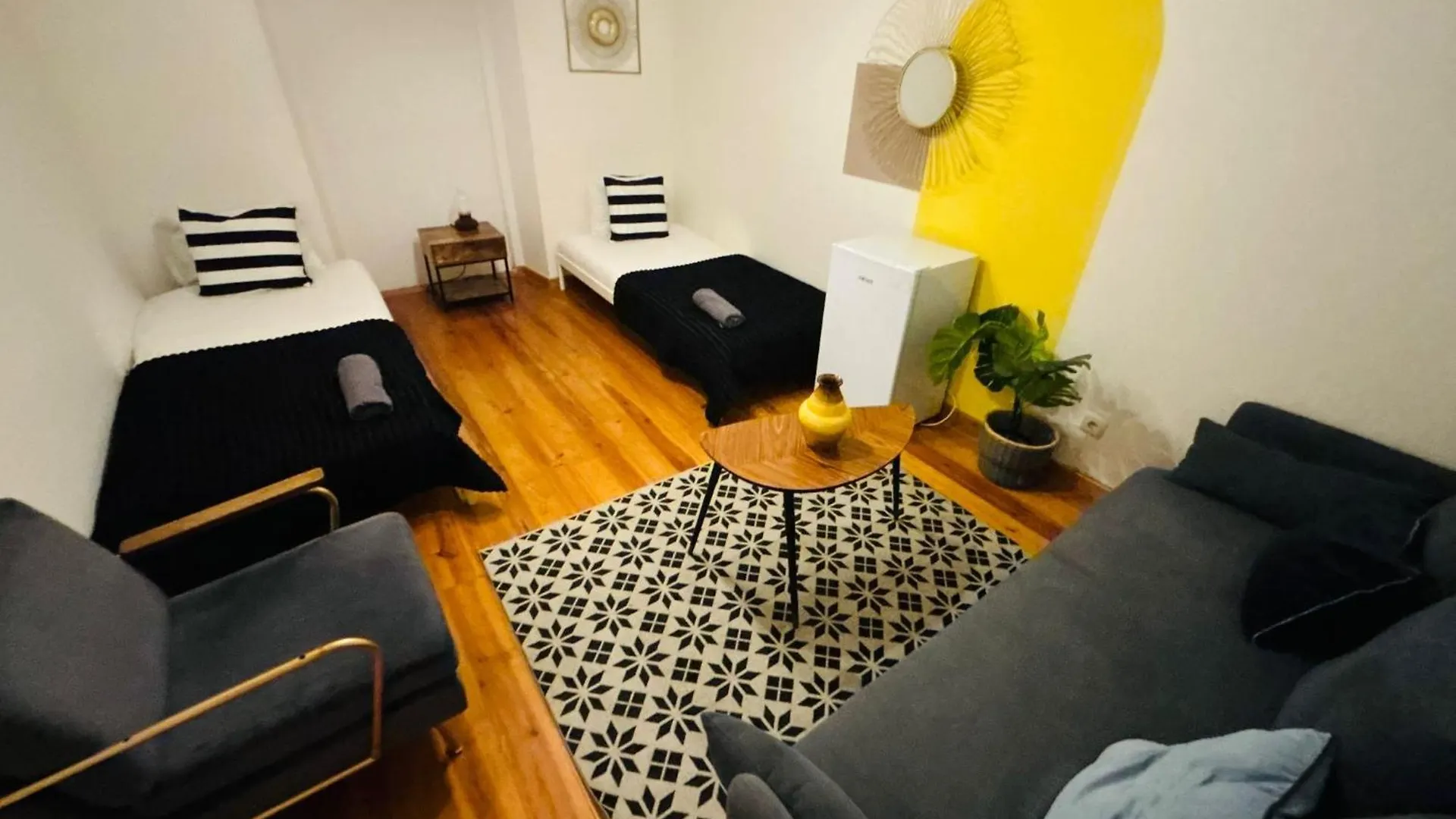 Nice And Spacious In Central Lisbon, Ideal For Tourists Hostel